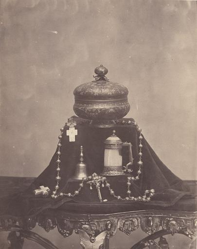 Séries of photographs from Portraits of Mary Queen of Scots, executed by Caldesi and Montecchi, from the collection exhibited by Archaelogical Institute. June. 1857., Paul and Dominic Colnaghi, London. 1858. 12 photographies