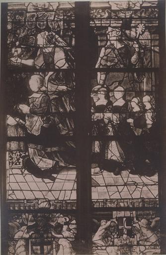 Vitrail de la chapelle de Chantilly : l'épouse du connétable de Montmorency et ses filles