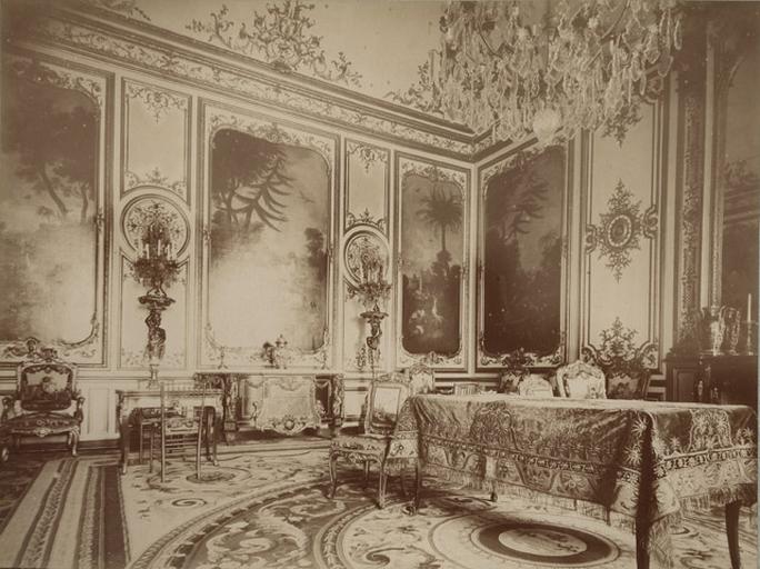 Chantilly, la chambre de M. le Prince et les peintures de Huet. 27