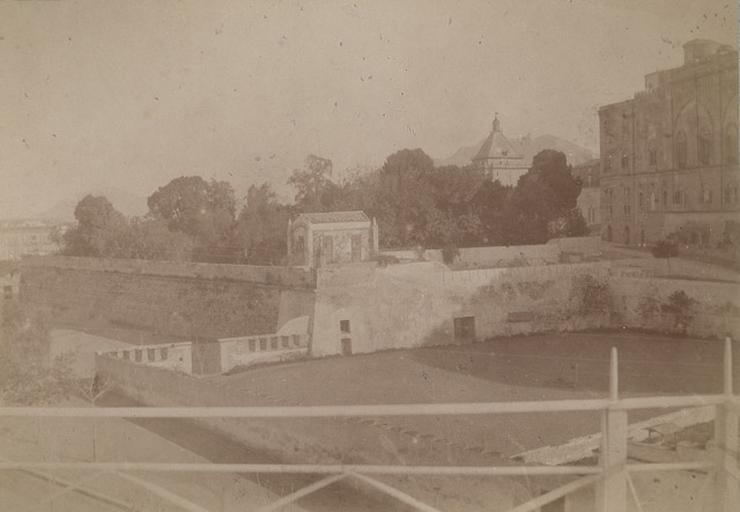 De la terrasse du duc d'Aumale. Villa d'Orléans. Palerme. 6 avril 1885. 279