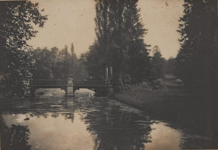 [Chantilly : le Pont des Grands Hommes]