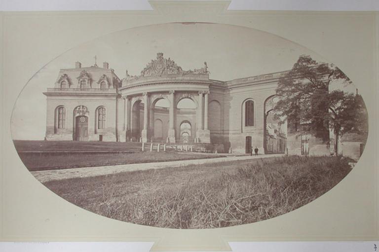 Les Grandes Ecuries : le Manège