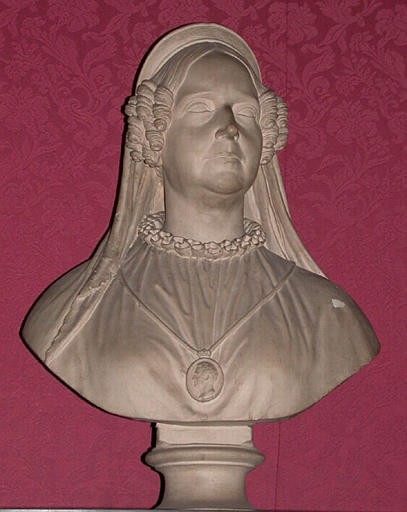 Buste de Louise d'Orléans (1812-1850) , reine des Belges, avec un portrait d'homme en médaillon
