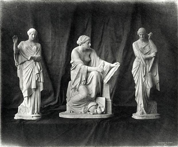 Céramiques de Sèvres : trois figures en biscuit : la Parole, la Science, l'Ecriture, par J. Klagmann.1855