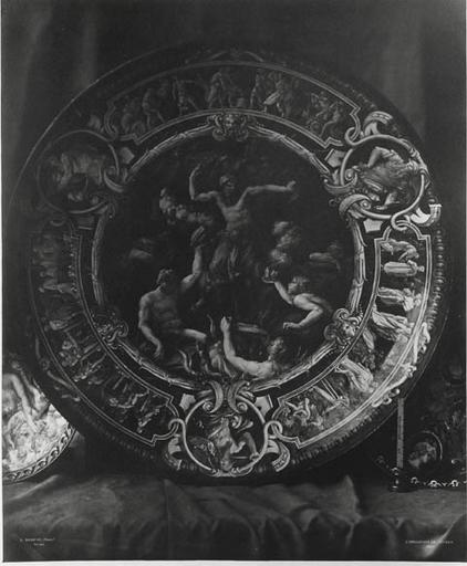 Vase de Sèvres : coupe émaillée sur métal (INV No 196 ou 197 2).1855