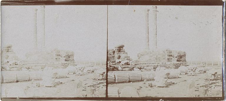 Vue stéréoscopique du site archéologique de Timgad (Algérie) : le Capitole