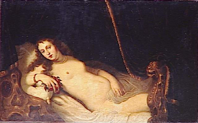 VENUS COUCHEE
