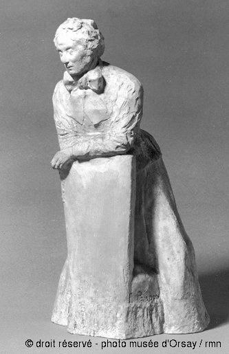 'maman'sa mère en prière ; dit aussi : 'claudine pompon'