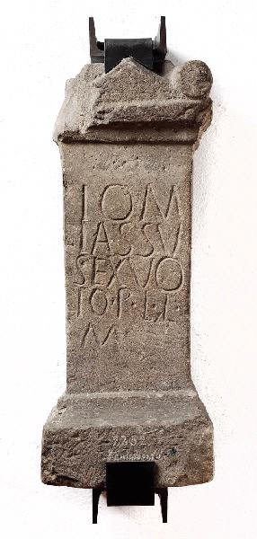 Autel dédié à Jupiter