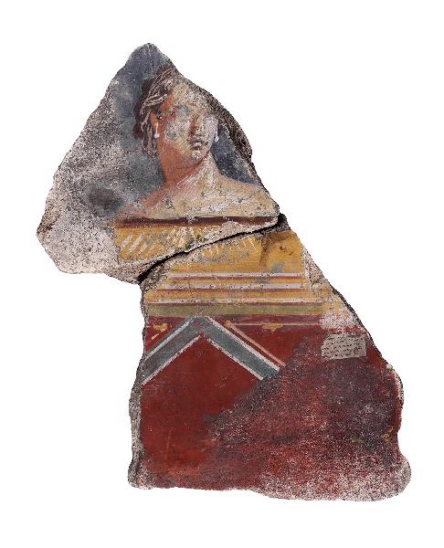 Buste de femme en prédelle