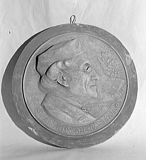 Médaillon du Pasteur Jean Ringel