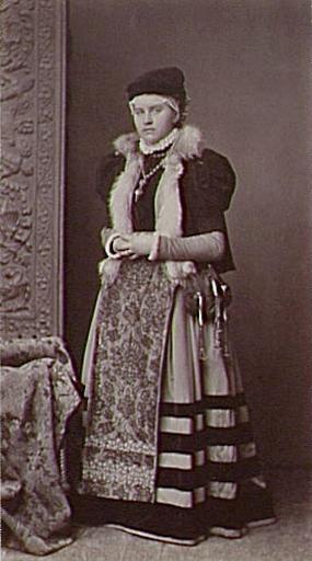 Portrait d'une femme en costume Renaissance