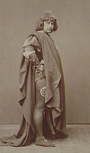 Portrait de Bruno Piglhein en costume Renaissance