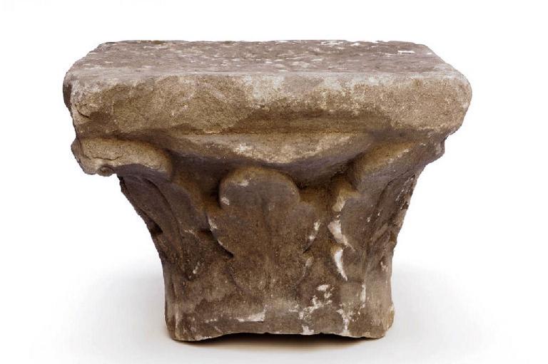 Chapiteau à feuillage