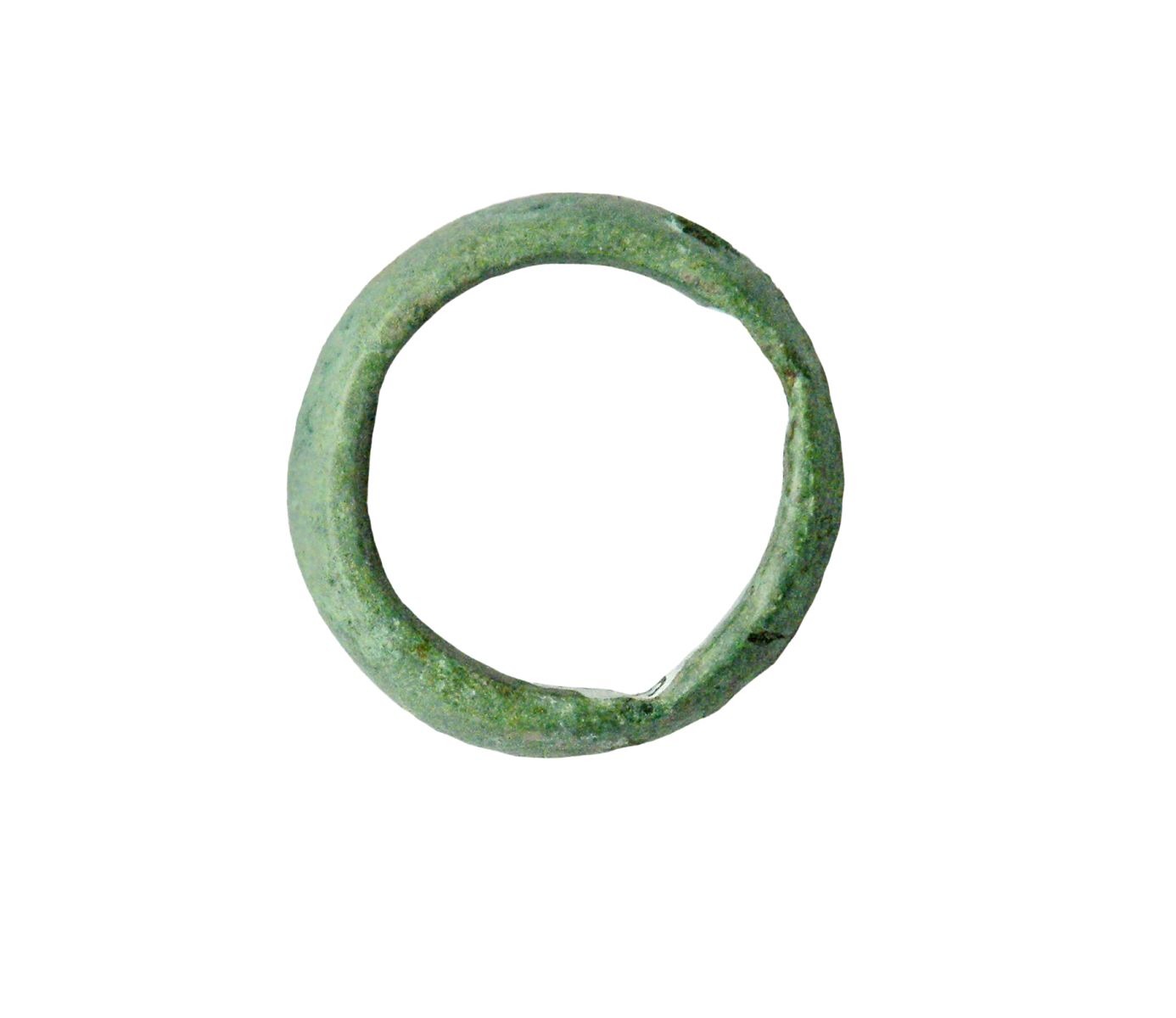 Bague anneau massive à crête centrale