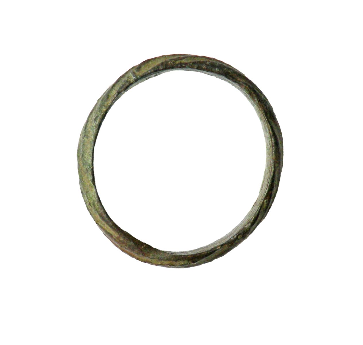 Bague -anneau ornée de rainures granulées