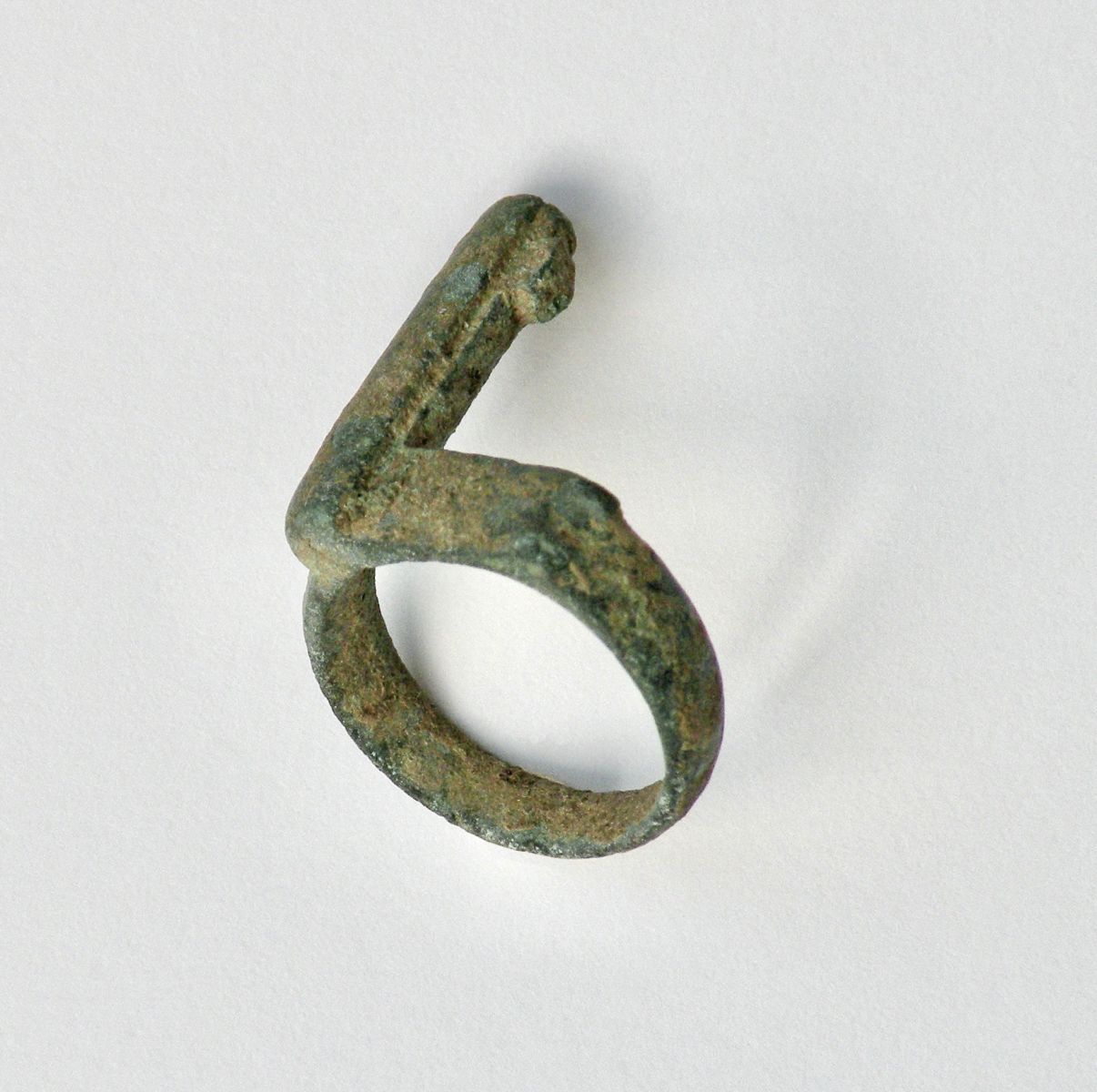 Bague-clé à panneton tubulaire