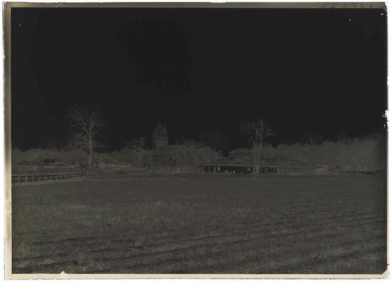 Vue du Bourg de Trensacq (Landes) (Titre attribué)