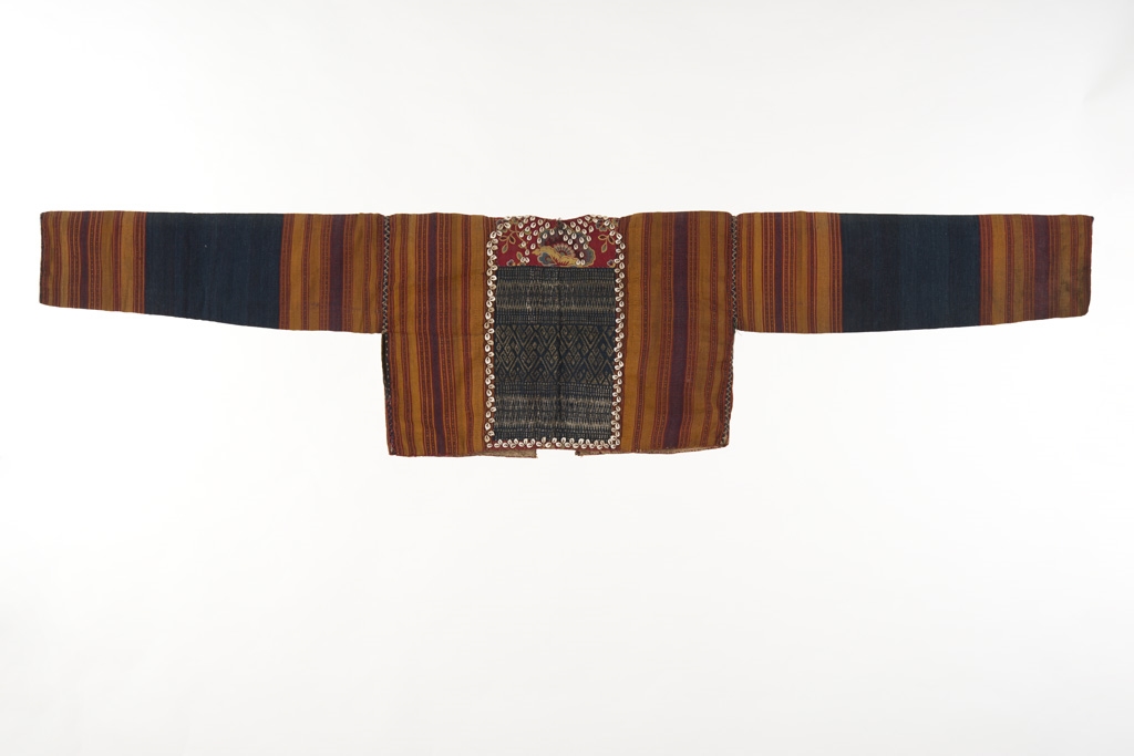Veste du costume féminin Kauer, Indonésie