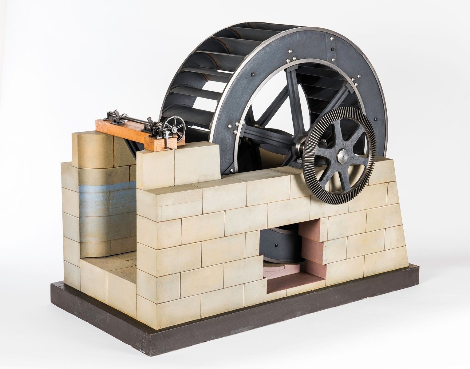 Roue Poncelet - Roue hydraulique à aubes courbes