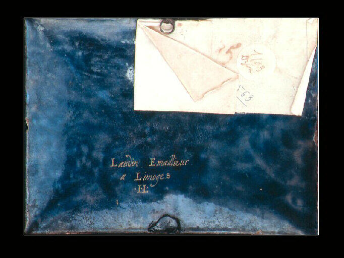 Les Quatre points du jour : un couple accompagné d'un enfant se désaltère