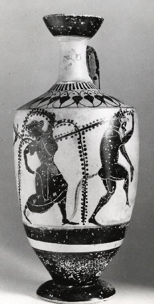 Vase à figures noires