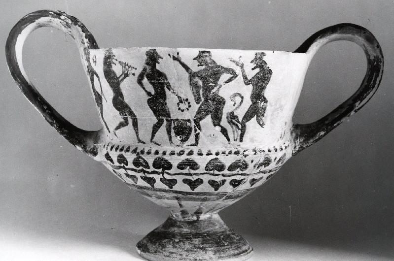 Vase à figures noires