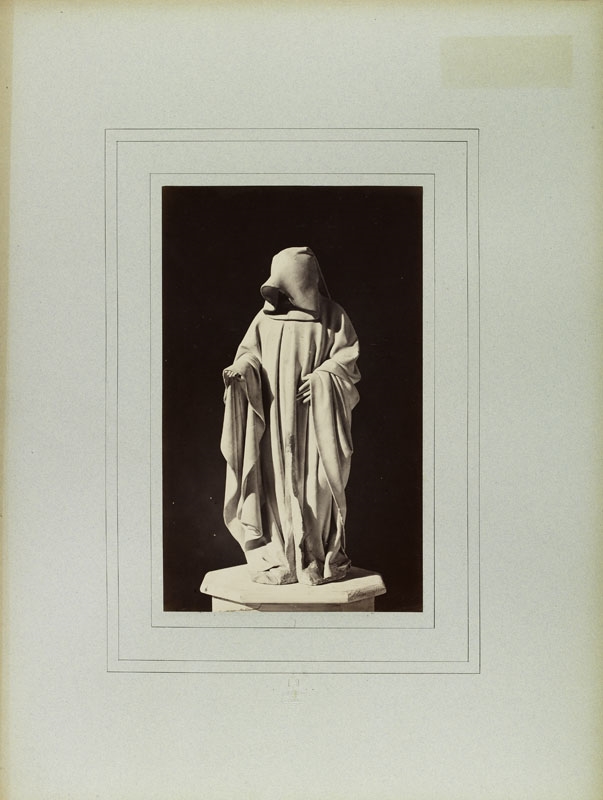 Planche 19 : pleurant n° 28