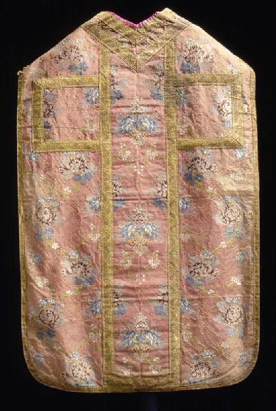 Chasuble rose