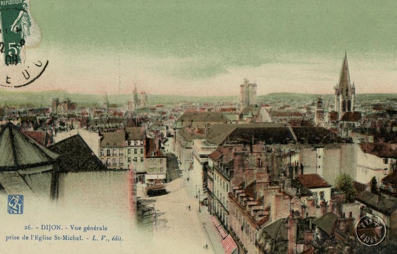 26. - DIJON. - Vue Générale / prise de l'Eglise St-Michel.