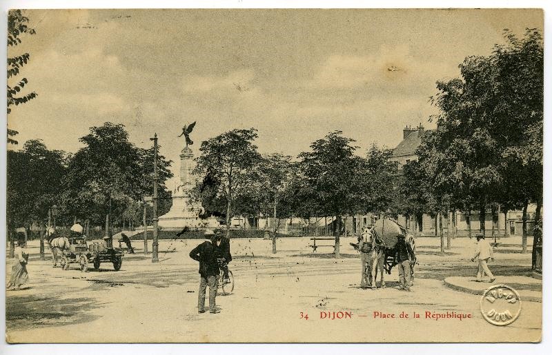 34 DIJON - Place de la République