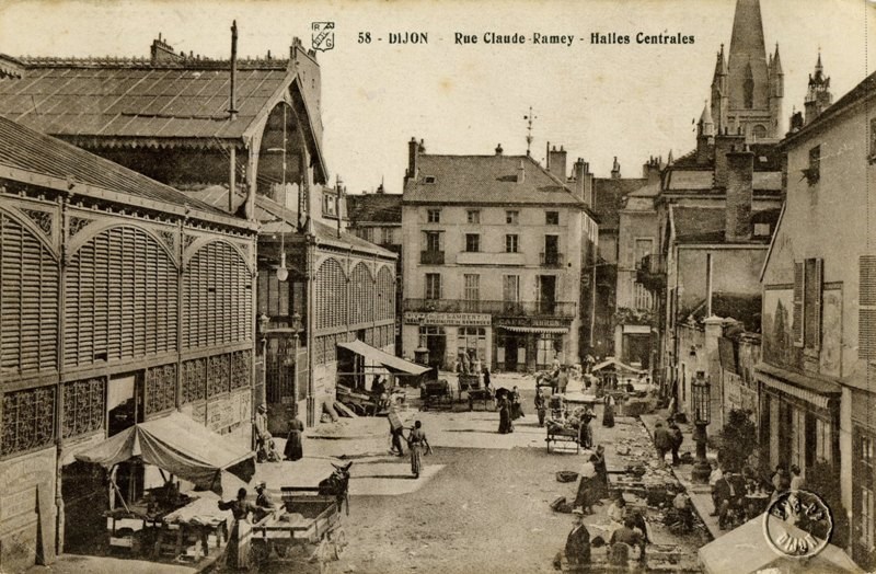 58 - DIJON - Rue Claude-Ramey - Halles Centrales
