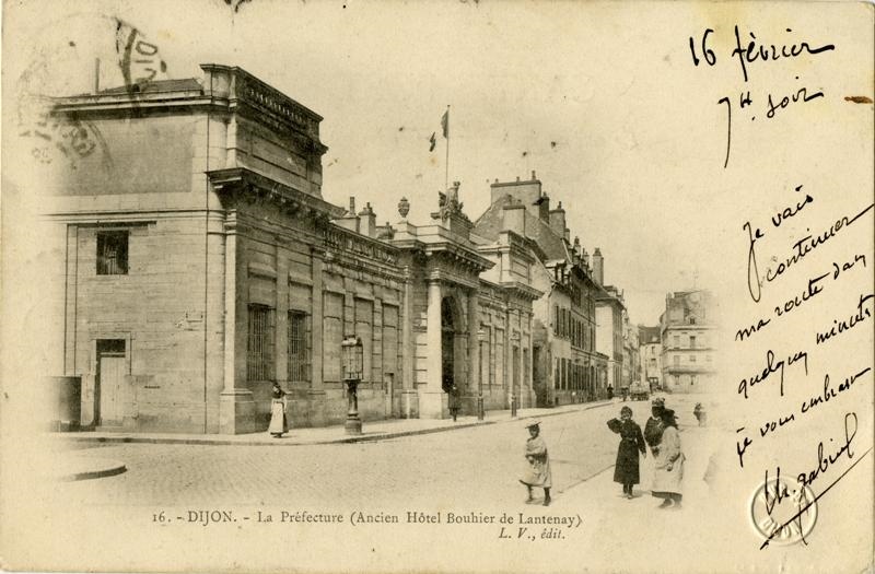 16. - DIJON. - La Préfecture (Ancien Hôtel Bouhier de Lantenay). L. V., édit.