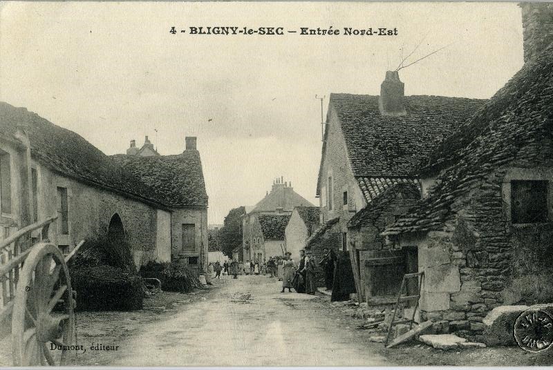 4 - BLIGNY-le-SEC - Entrée Nord-Est