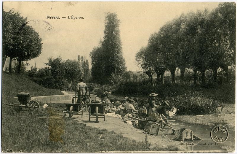 Nevers. - L'Eperon