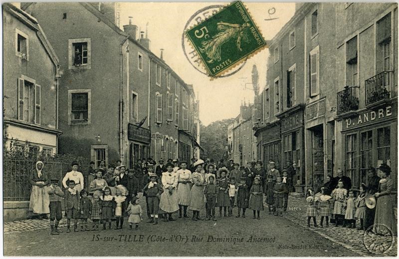 Is-sur-TILLE (Côte-d'Or) Rue Dominique Ancemot