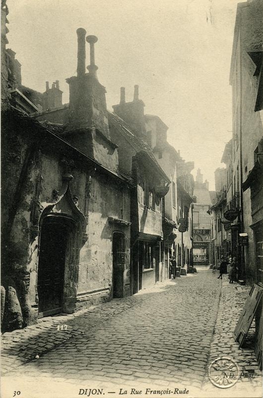 30 DIJON. - La Rue François-Rude