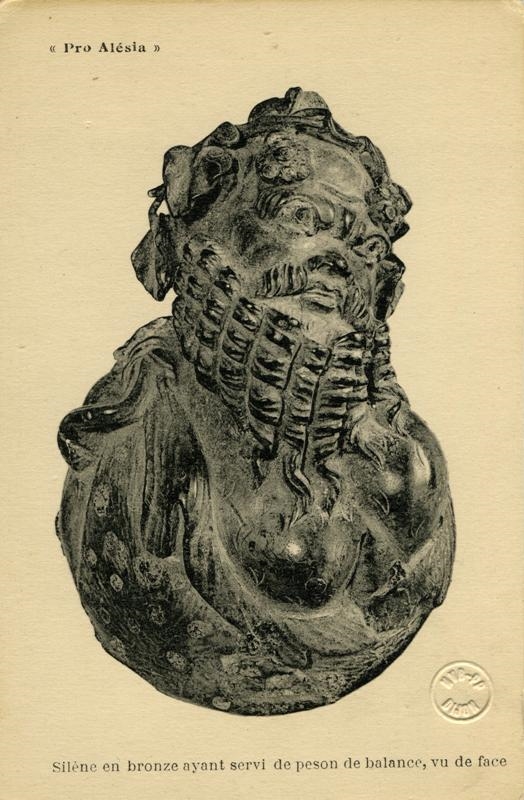 Silène en bronze ayant servi de peson, vu de face