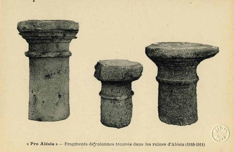 Fragments de colonnes trouvés dans les ruines d' Alésia (1910-1911)