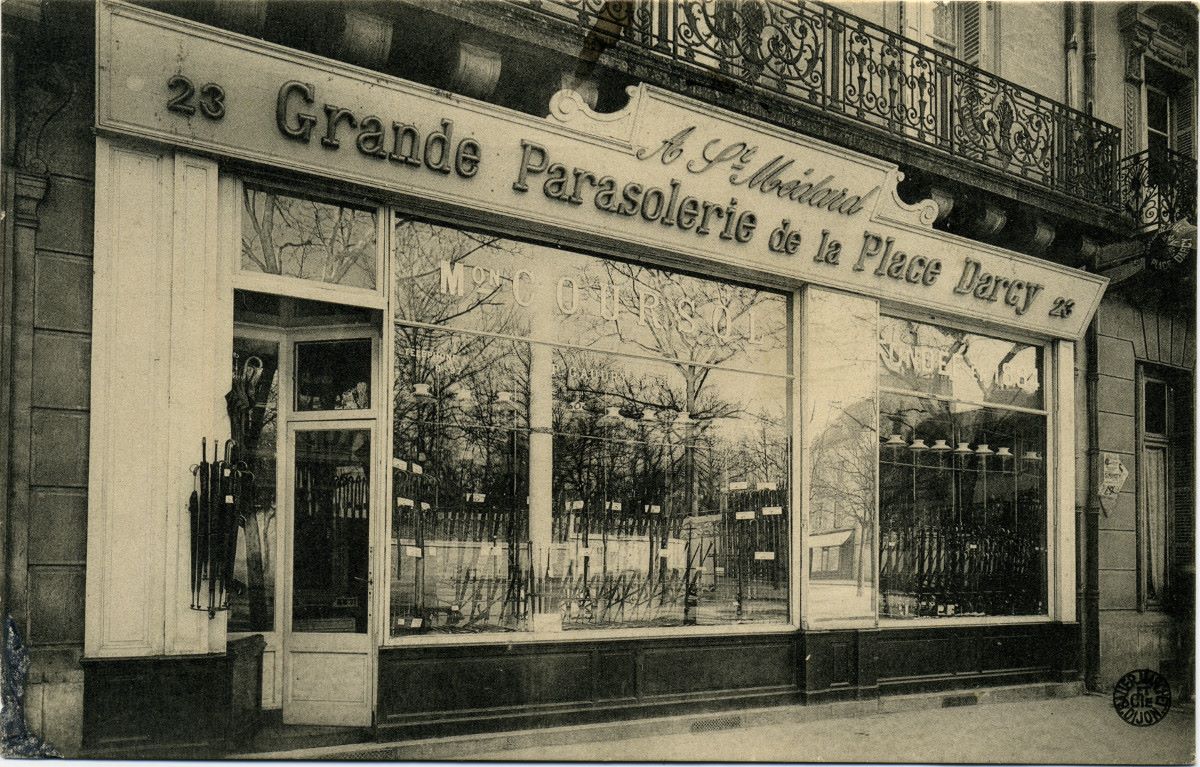 A St Médard / 23 Grande Parasolerie de la Place Darcy //Mon COURSOL // FONDEE EN 1884