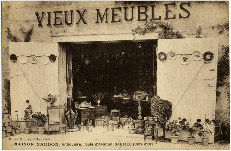 MAISON NAUDON, Antiquaire, route d'Avallon, SAULIEU (Côte d'Or)