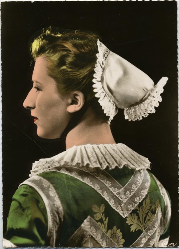 2 - FOLKLORE BOURGUIGNON