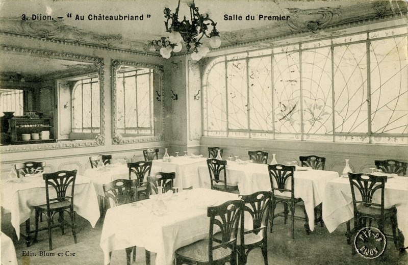 3. Dijon. - Au Châteaubriand" Salle du premier