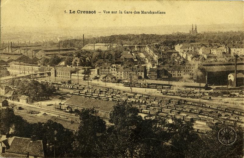 1. - Le Creusot - Vue sur la Gare des Marchandises