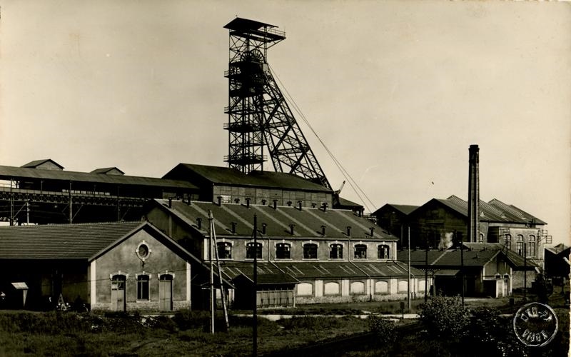 0011 - MONTCEAU-LES-MINES / Le Puits Darcy