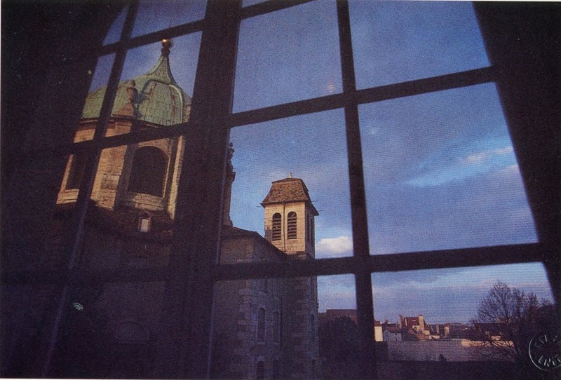 Musée d'Art Sacré, 1996, Dijon vu par Harry Gruyaert