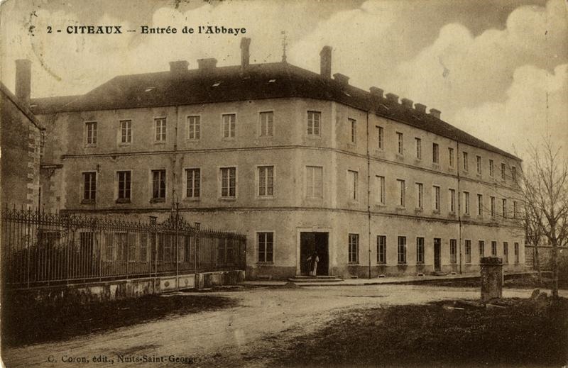 2 - CITEAUX - Entrée de l'Abbaye / C. Coron, édit.[eur], Nuits-Saint-Georges//