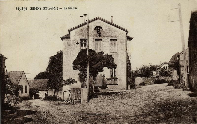 866-8-36 SEIGNY (Côte-d'Or) - Place de l'Eglise