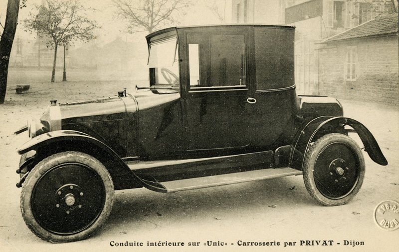 Conduite intérieure sur « Unic » - Carrosserie par PRIVAT - Dijon.