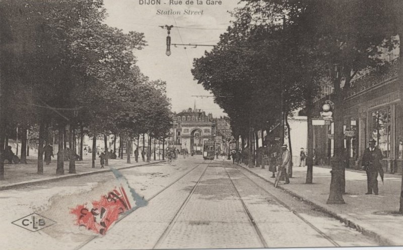 DIJON - Rue de la Gare / Station Street